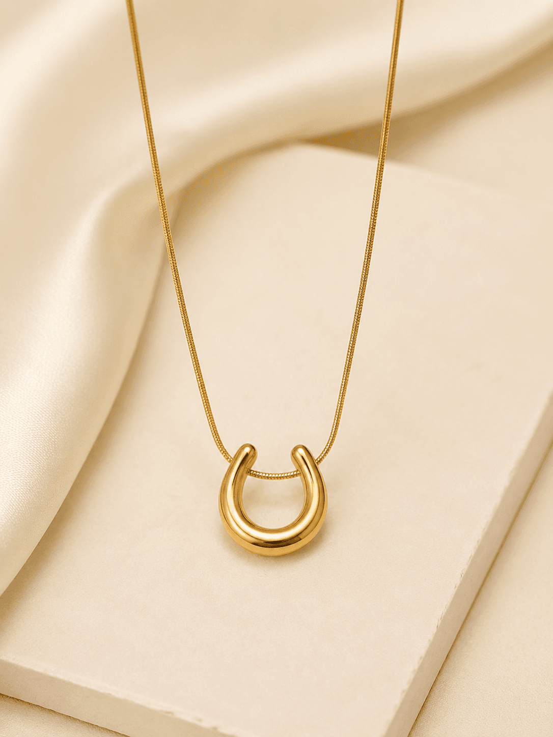 Stainless Steel U-Shaped Pendant Necklace