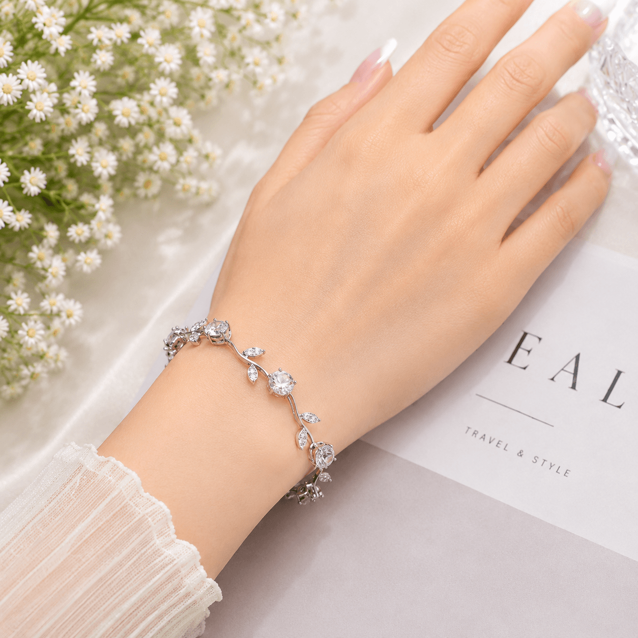 Stainless Steel Silver Tulip Blossom Bracelet